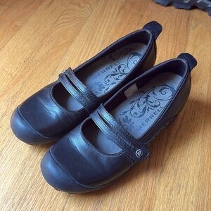 - Merrell black Mary Jane's size 9 gorpcore walking casual